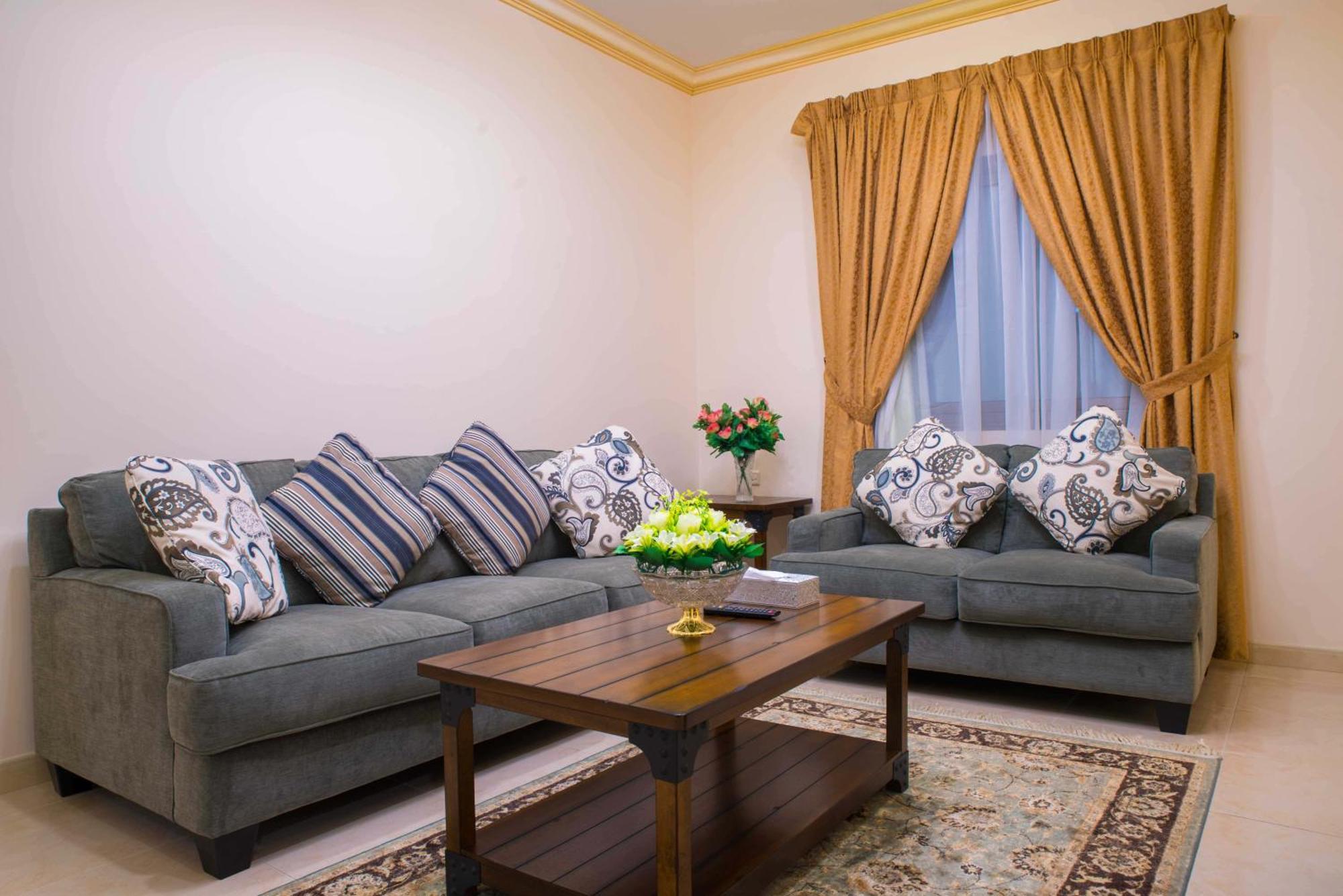 سارة للشقق الفندقية Sara Furnished Apartments อัลโคห์บาร์ ภายนอก รูปภาพ